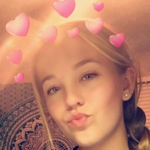 Meet your Posher, Aliya